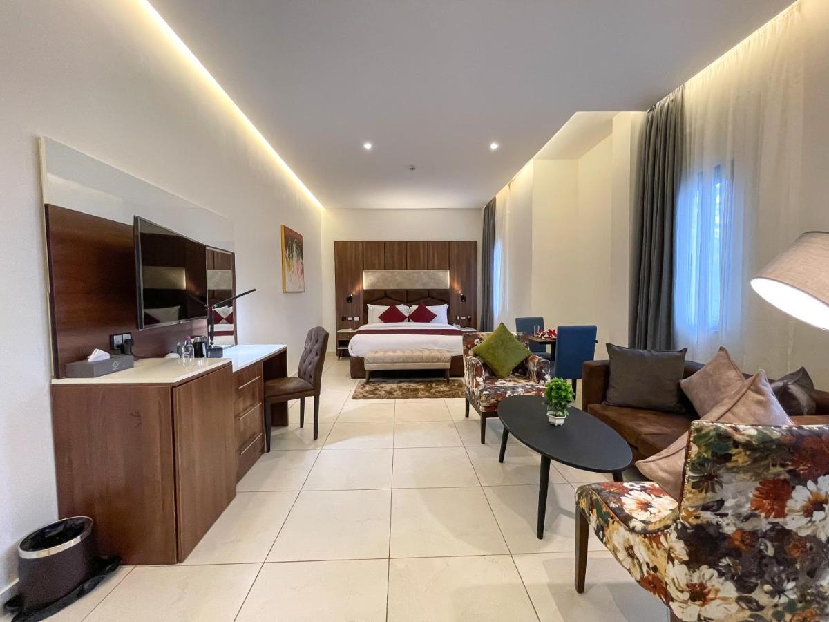 فندق Omedel Luxury إينوجو المظهر الخارجي الصورة