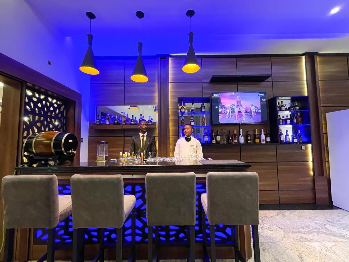 فندق Omedel Luxury إينوجو المظهر الخارجي الصورة